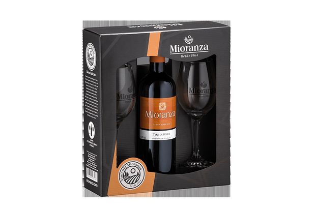 Oferta de Vinho Mioranza Tinto Suave  com 2 Taças 750ml Vinho Mioranza Tinto Suave 750ml Copy por R$69,99