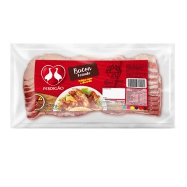 Oferta de Bacon em Fatias Perdigão 250G por R$21,18