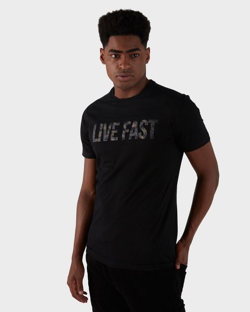 Oferta de Camiseta Live Fast - Preto por R$19,9