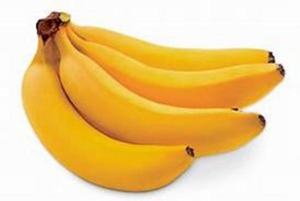 Oferta de Banana nanica kg  por R$2,98