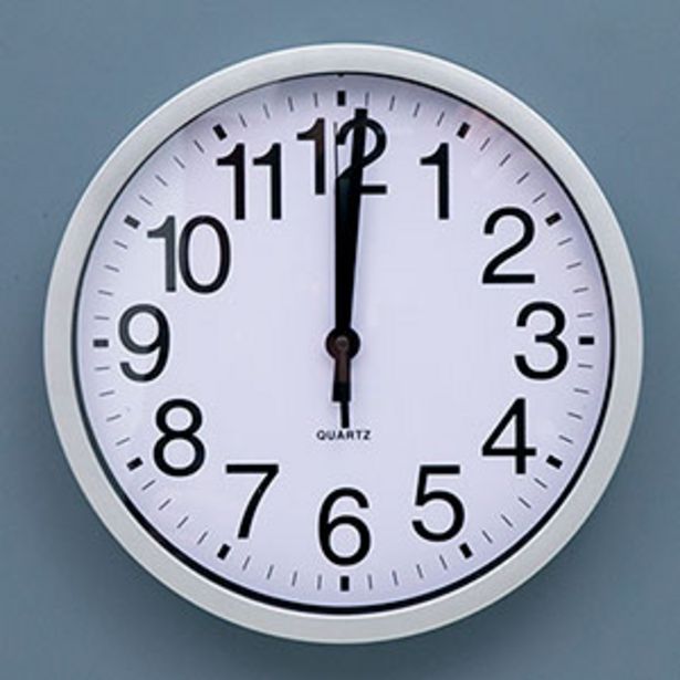 Oferta de Relógio de Parede 25cm Branco - Sottile por R$79,9