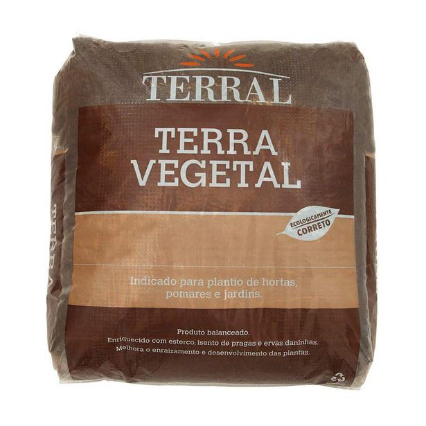 Oferta de Terra Vegetal Terral 25kg por R$25,19