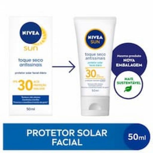 Oferta de Protetor Solar Facial Nivea Sun Toque Seco Antissinais FPS 30 com 50ml por R$27,95